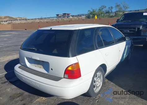 2000 Saturn Sw2 from USA, damaged, VIN 1G8ZJ827XYZ137932